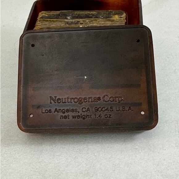 Neutrogena Travel size glycerin soap and travel case Vintage - Picture 7 of 11